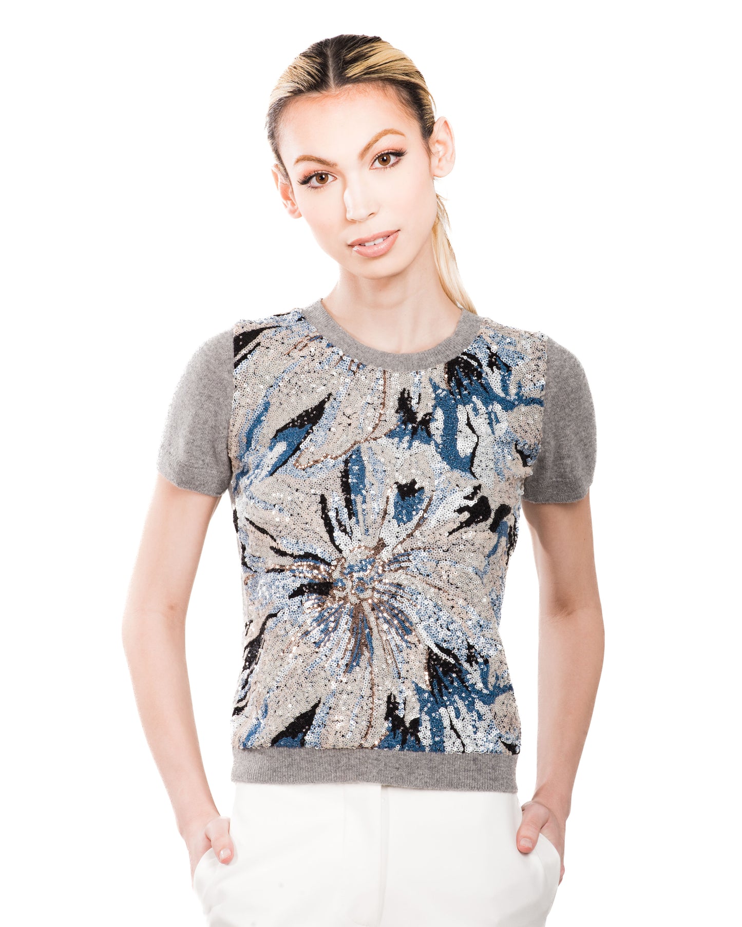 XS GREY SHORT SLEEVE CREW NECK CASHMERE SWEATER WITH FRONT OF NAVY AND WHITE SEQUIN CAMO