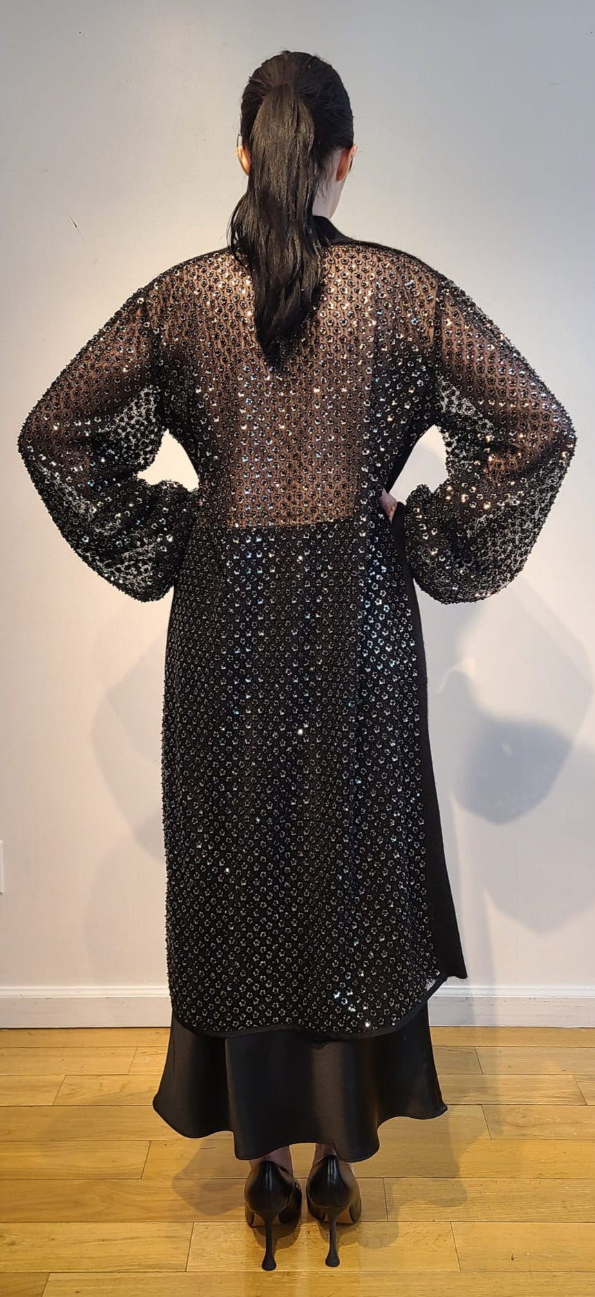 BLACK CASHMERE EVENING ROBE WITH LONG LANTERN SLEEVES EMBELLISHED WITH SILVER MICRO SEQUIN FLOWERS & BLACK JET BEADS & CASHMERE KNIT CUFFS (SIZE L)