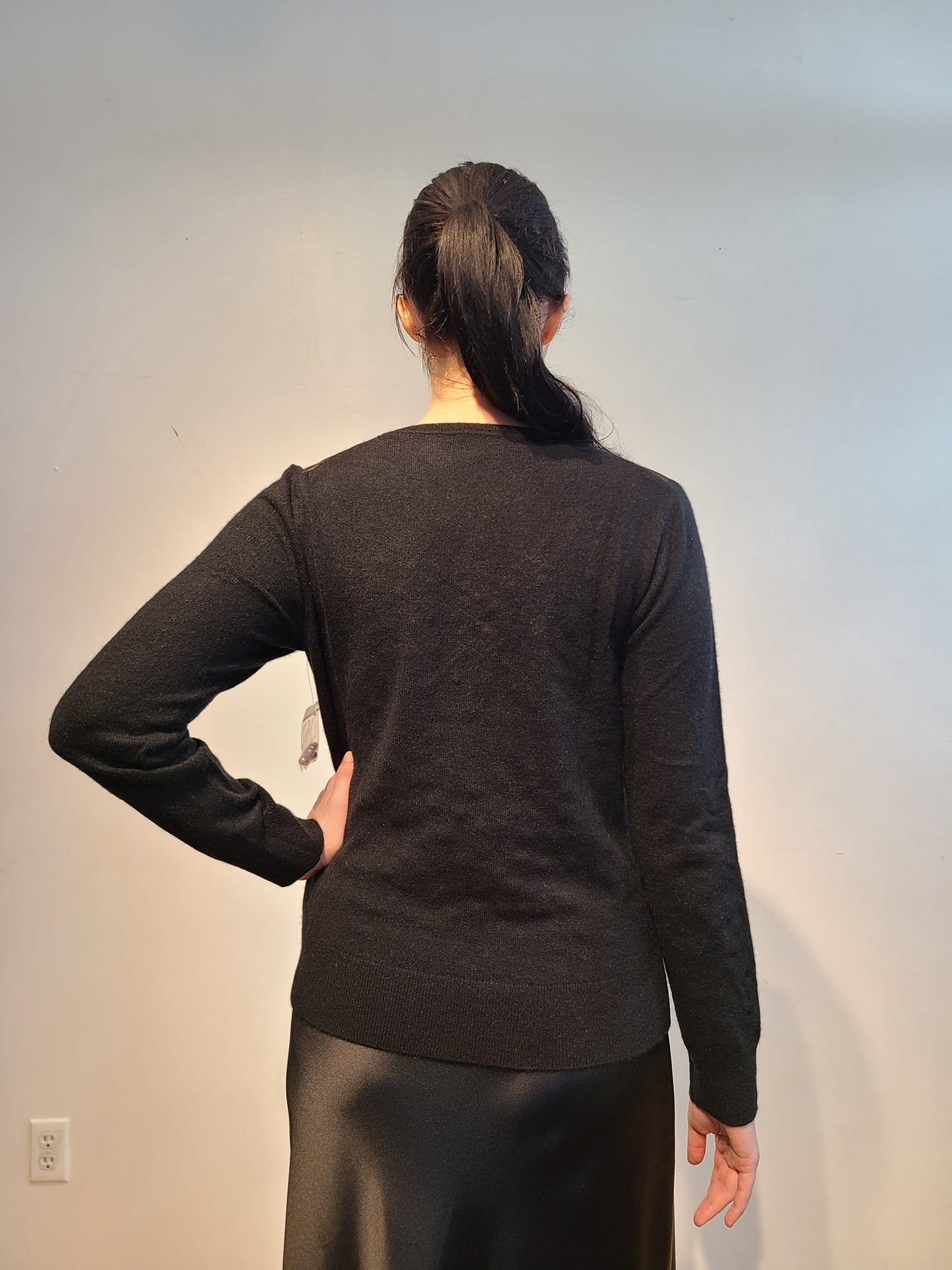 BLACK CASHMERE V NECK WITH FRONT EMBELLISHED BLACK & PLATINUM PEARL BEADS & CRYSTALS ON BLACK TULLE & LINED WITH BLACK TULLE (SIZE M)