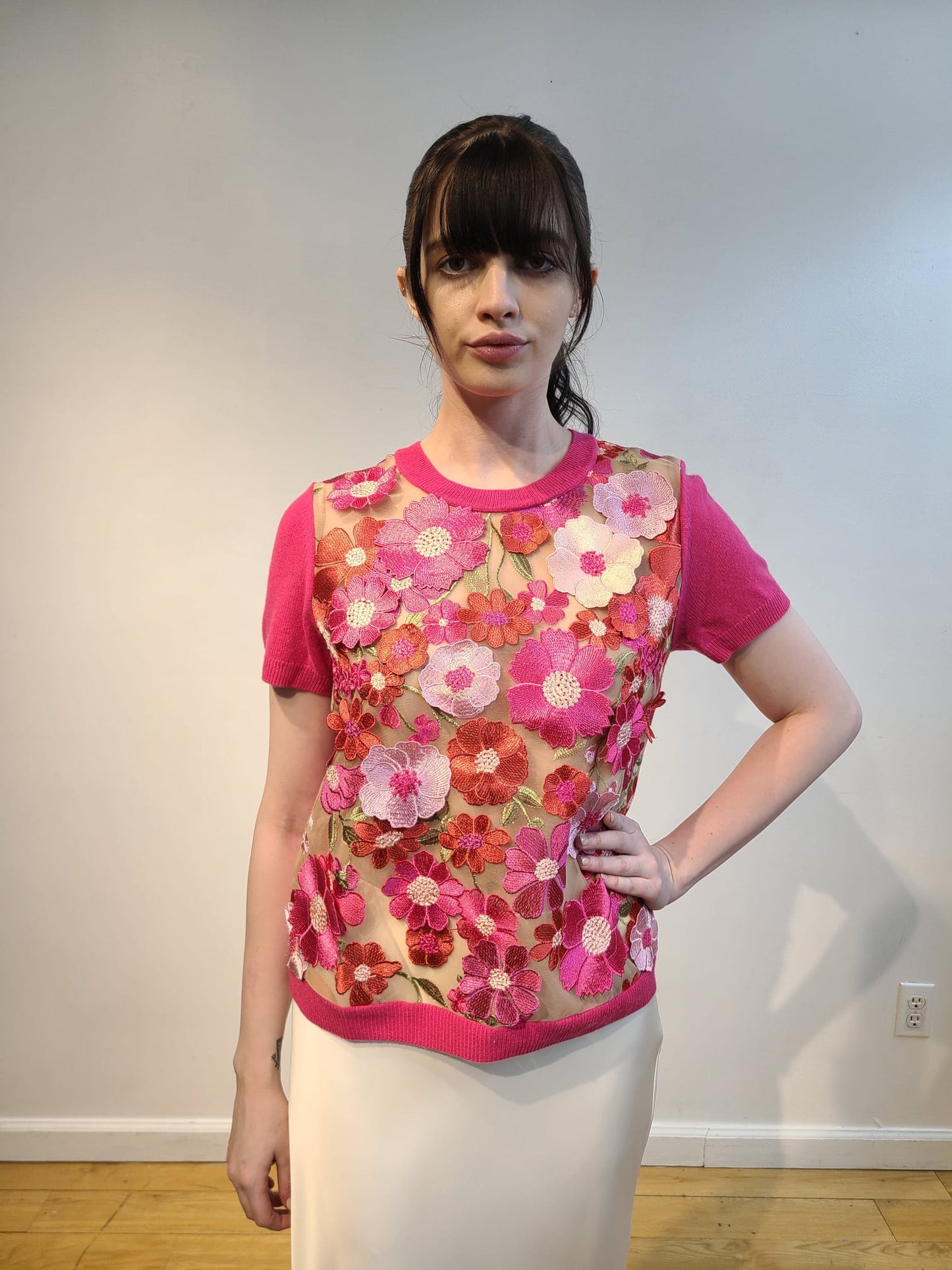 PINK CASHMERE T SHIRT WITH FRONT EMBELLISHED BARBIE PINK, PEONIES PINK & RED HOT FLOWERS WITH GORGEOUS GREEN VINES ON NUDE TULLE (SIZE L)