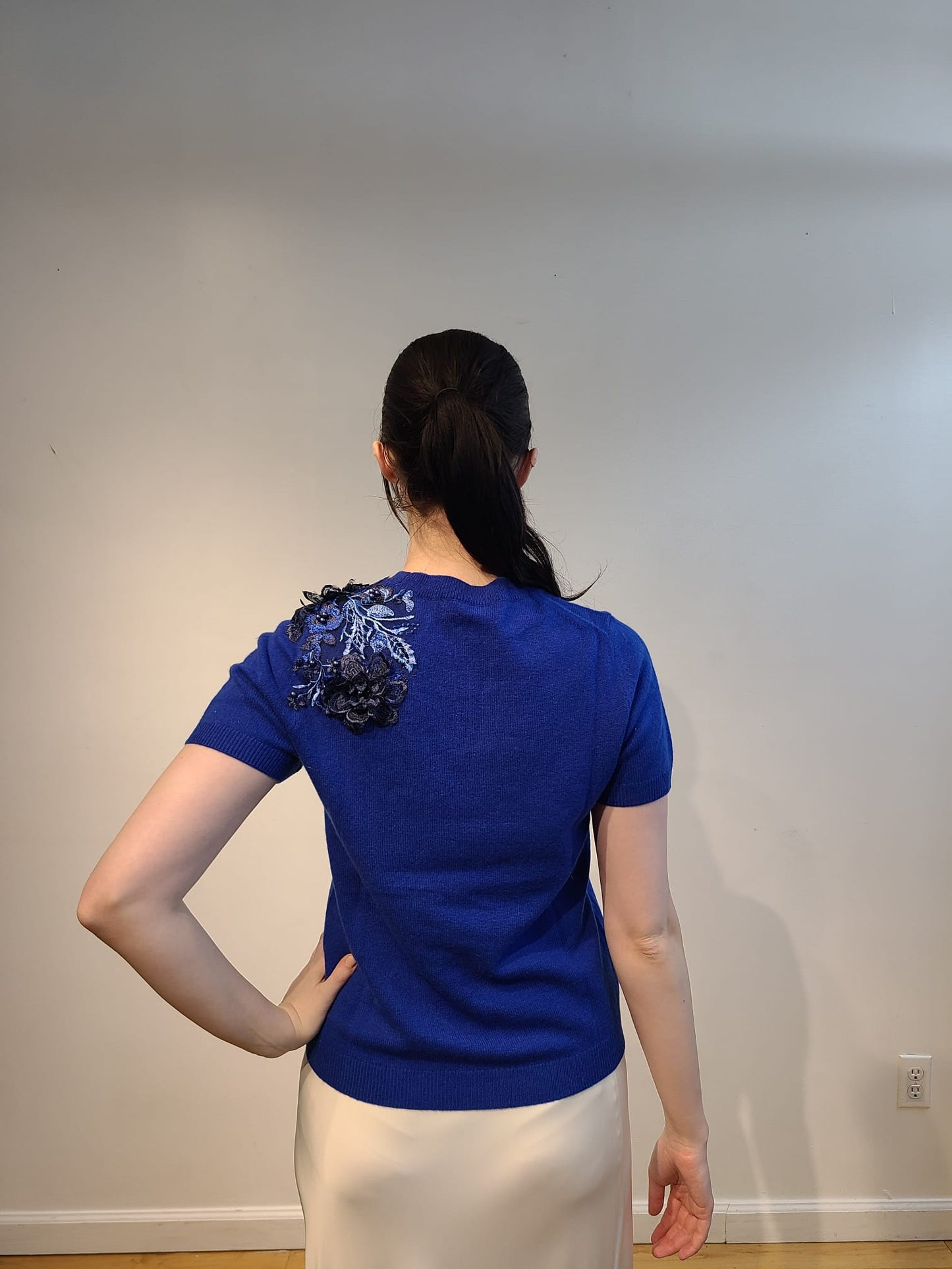 CERULEAN BLUE CASHMERE V NECK WITH FRONT NAVY, CARDINAL & BABY BLUE 3D FLOWERS & BEADING EMBELLISHED ON NAVY ORGANZA (SIZE M)