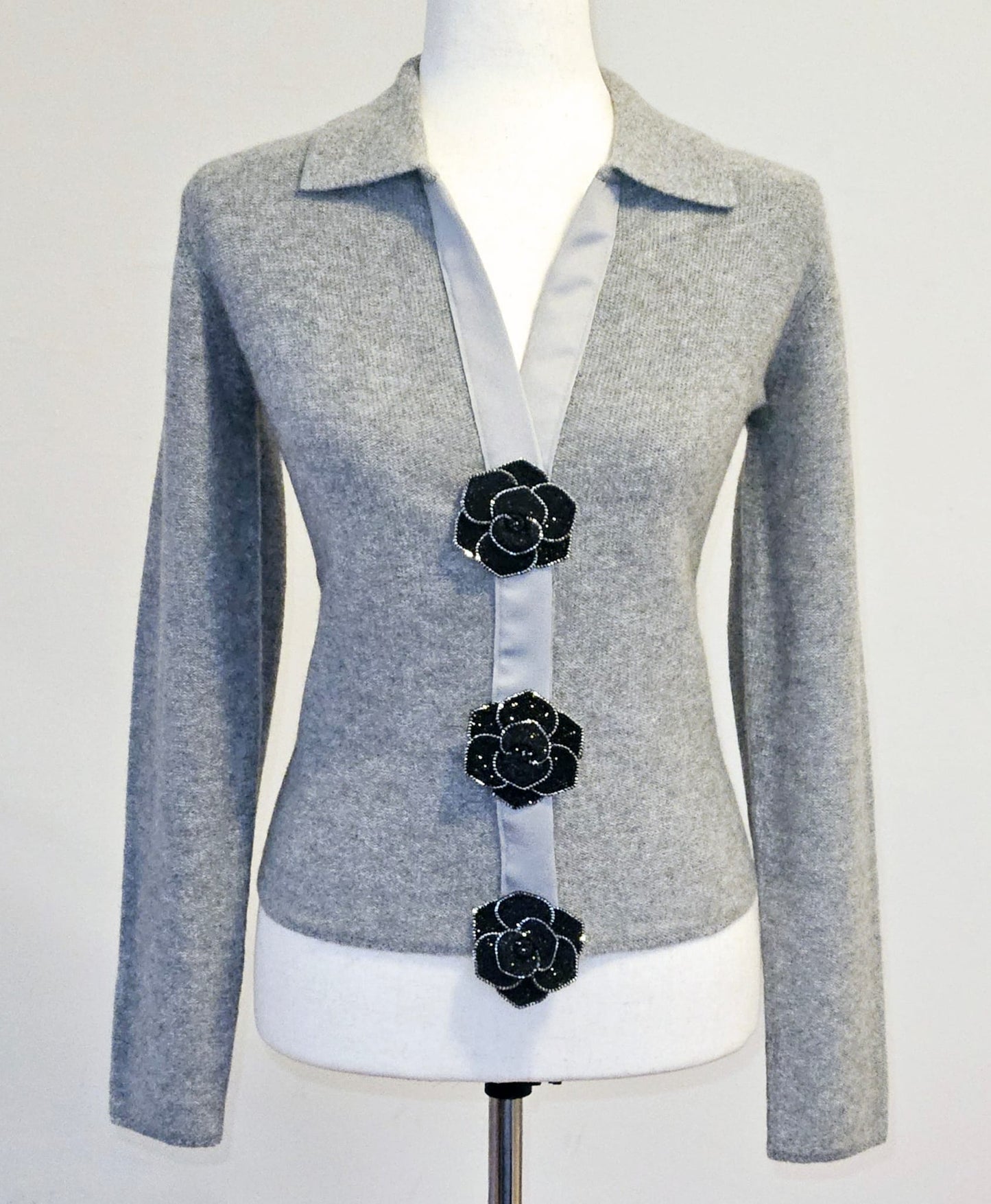 Collard Cardigan - Flowers