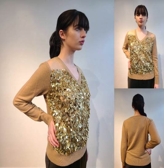 NUDE LONG SLEEVE V NECK W EMBELLISHED FRONT (SIZE M)