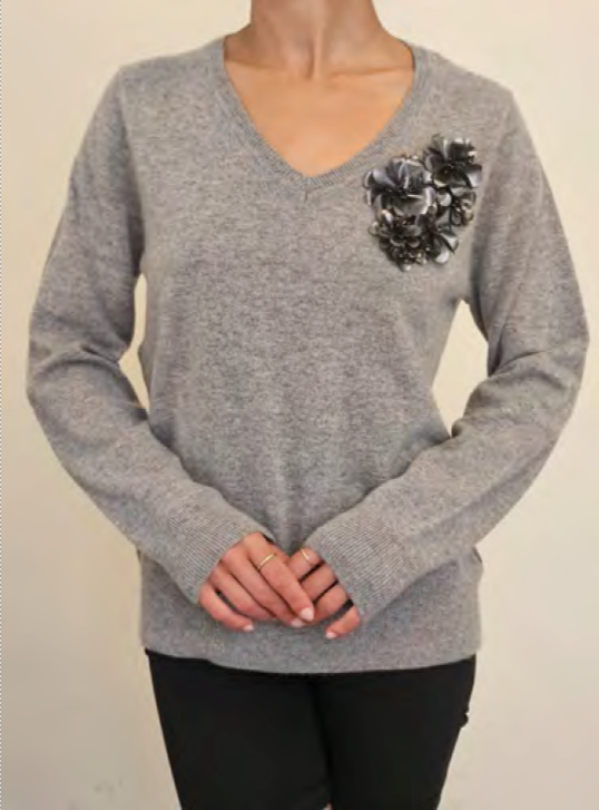 LARGE  BLACK LONG SLEEVE V-NECK CASHMERE SWEATER WITH 3 3D BAKELITE FLORAL & FEATHER APLQUE WITH BLACK SILK ORGANZA BACK